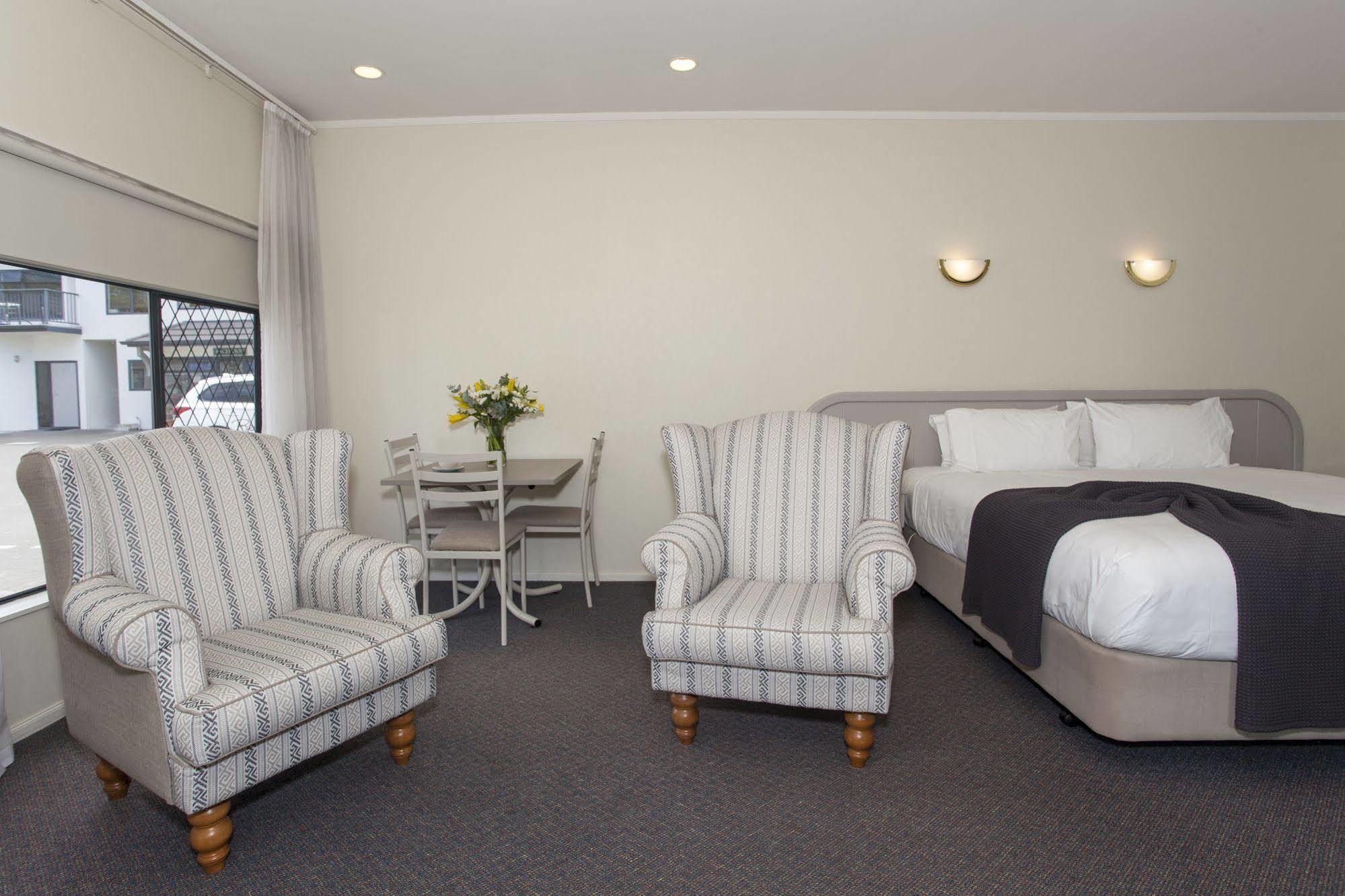 Te Mata Lodge Havelock North Exterior photo